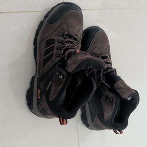 Hi-Tec Brown and Black Men's Boots
